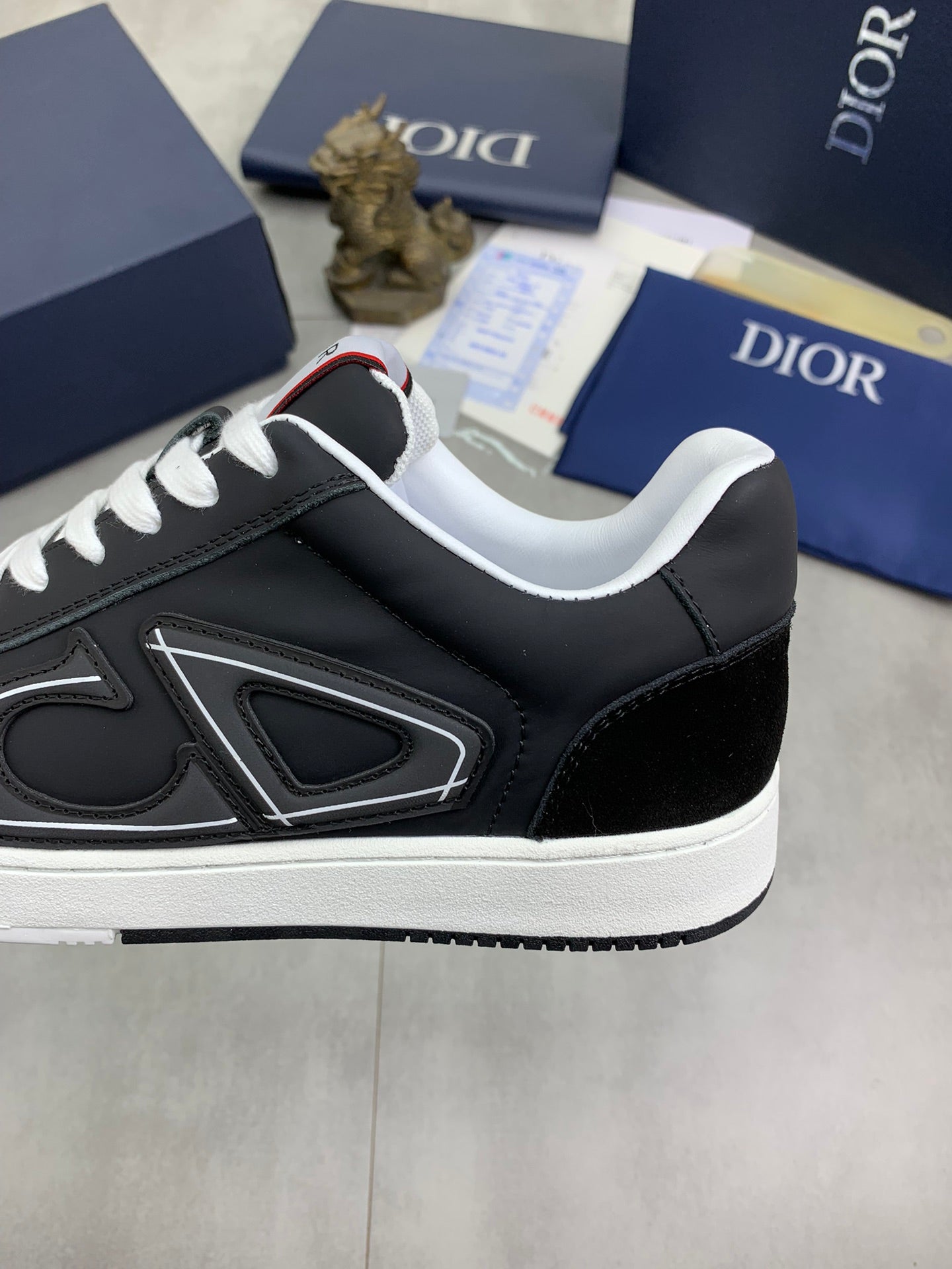 CD HOMME SNEAKERS BLACK CALFSKIN AND SUEDE