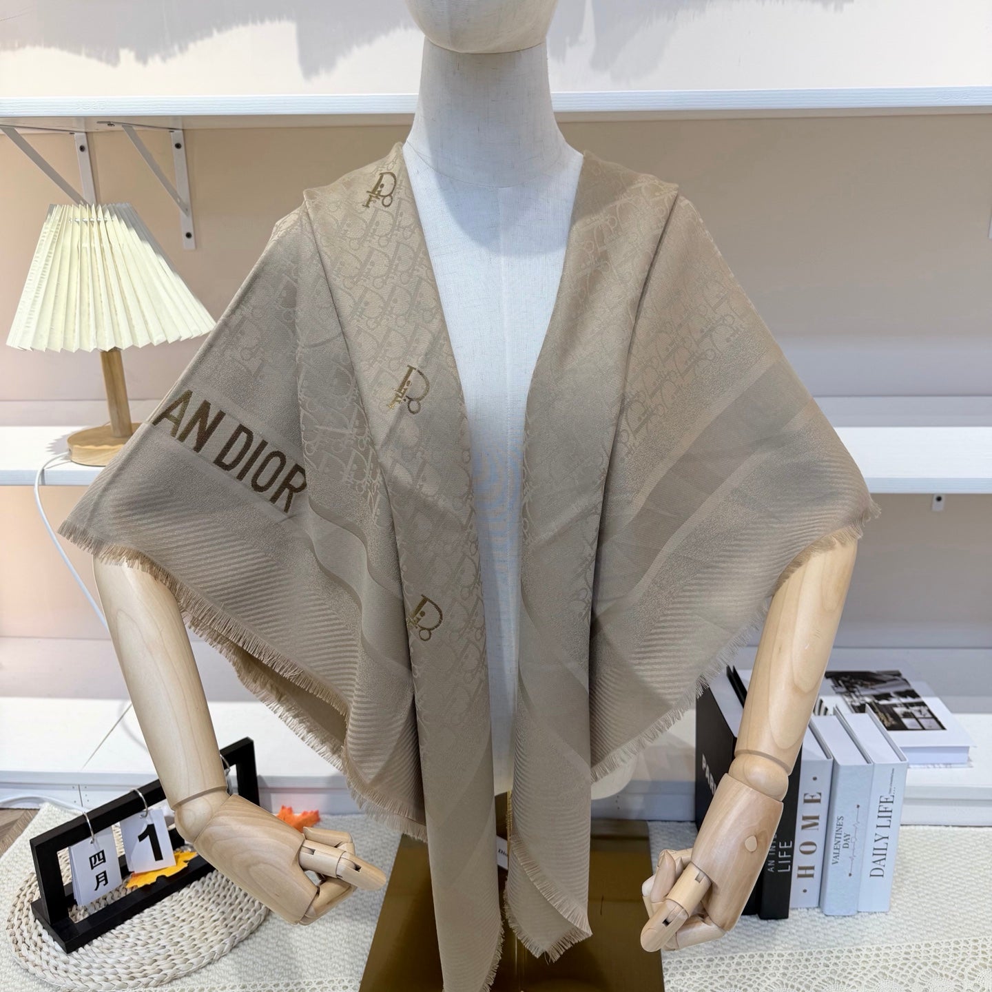 DIOR 26S SCARF 140CM IN SILK & CASHMERE 281271