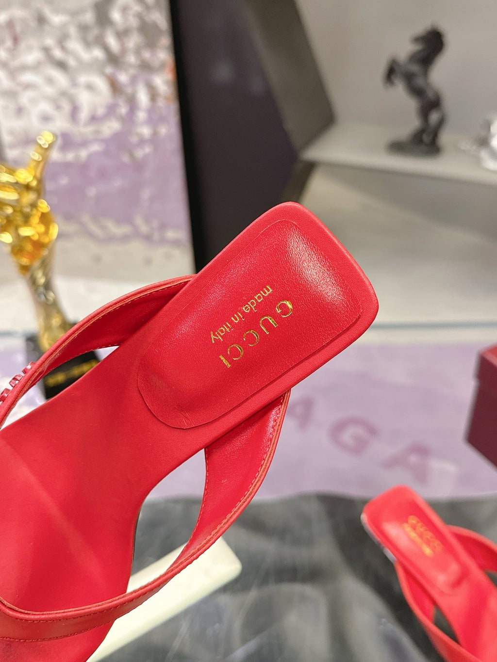 GUCCI 26S THONG KITTEN HEEL SANDALS 55MM IN DARK RED CALFSKIN