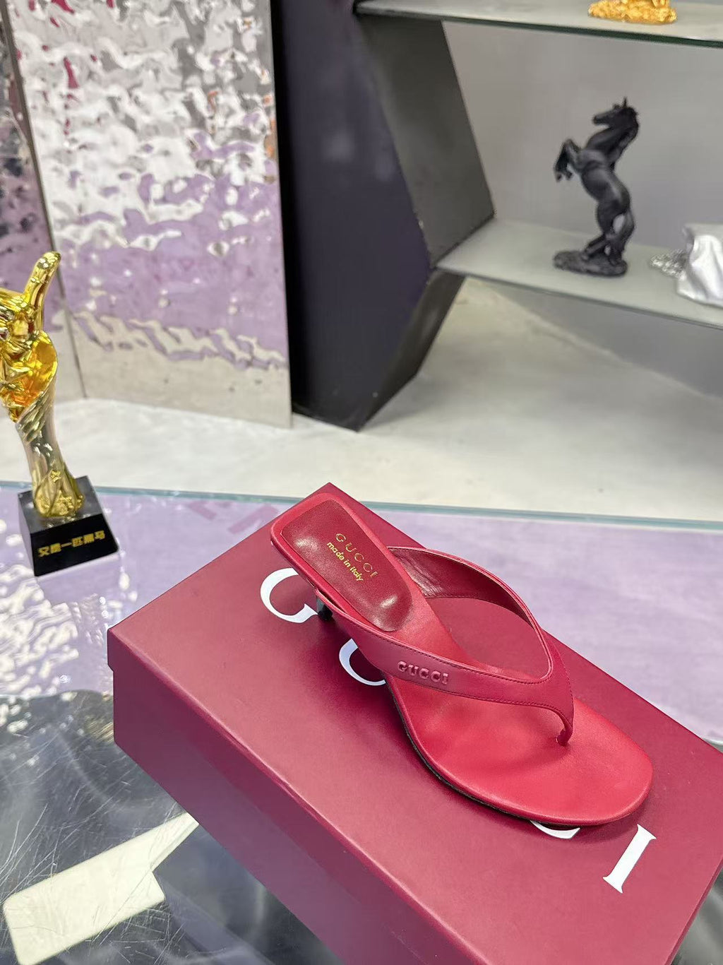 GUCCI 26S THONG KITTEN HEEL SANDALS 55MM IN BURGUNDY RED CALFSKIN