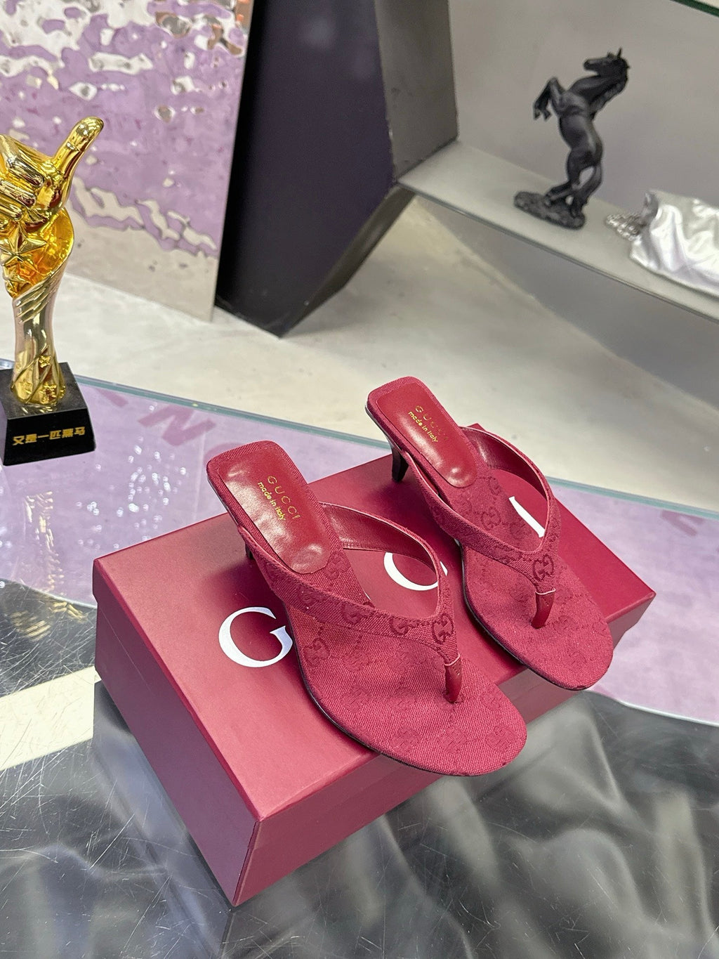 GUCCI 26S THONG KITTEN HEEL SANDALS 55MM IN BURGUNDY RED GG CANVAS