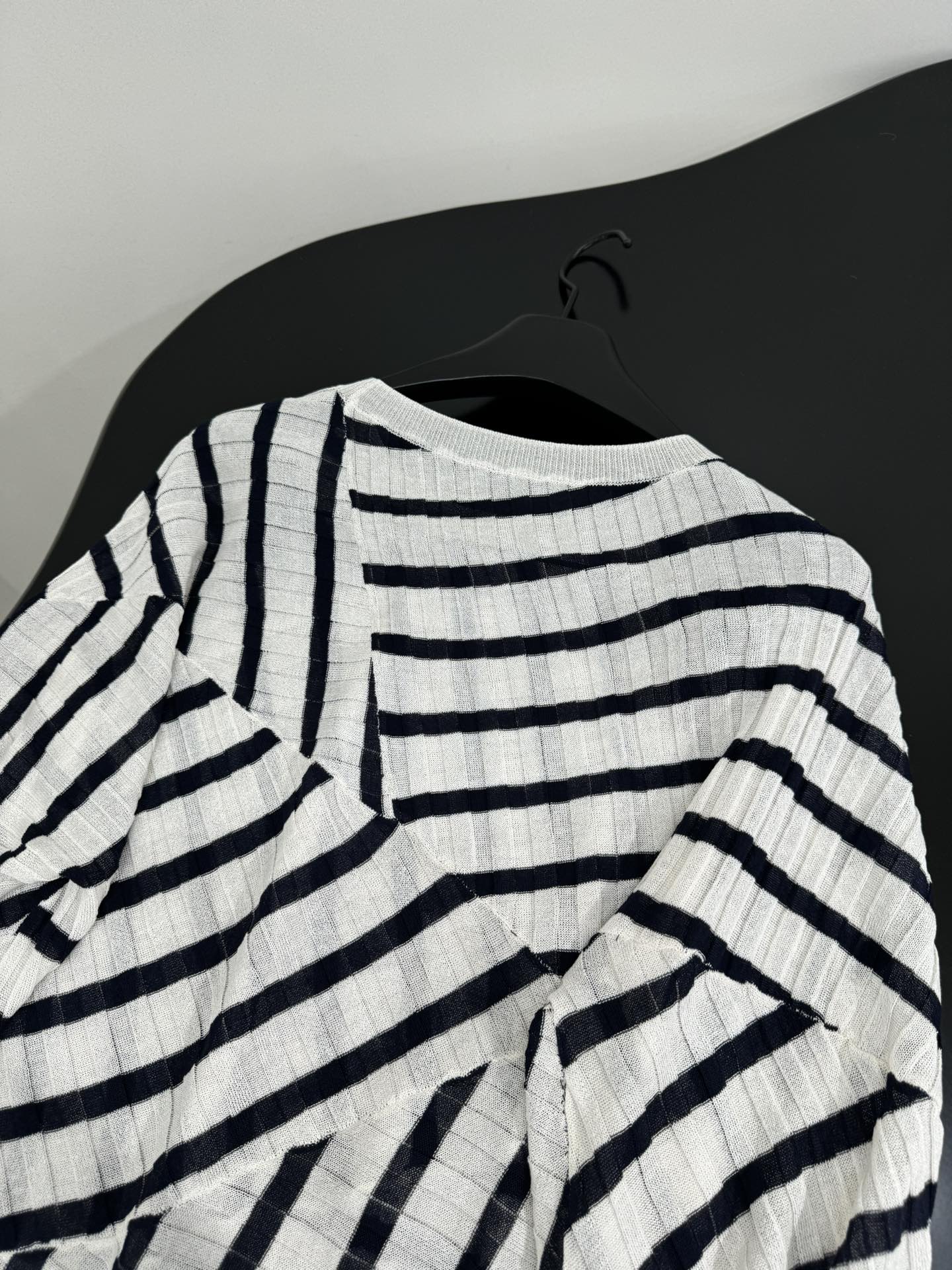 DIOR 25S STRIPED SWEATER STYLE 203