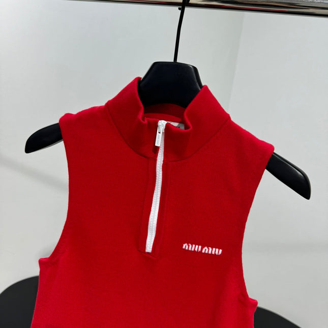 MIUMIU KNIT VEST STYLE 570