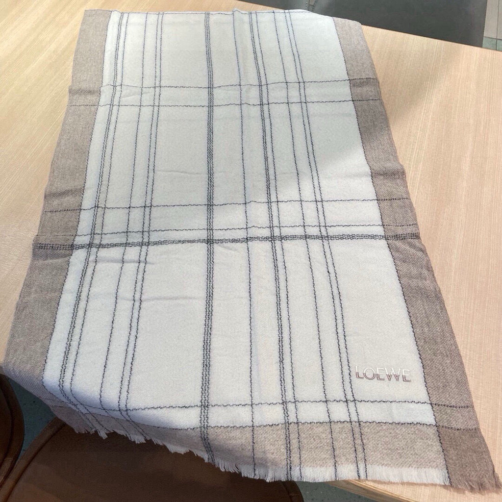 LOEWE 26S SCARF 190 IN CASHMERE 512979