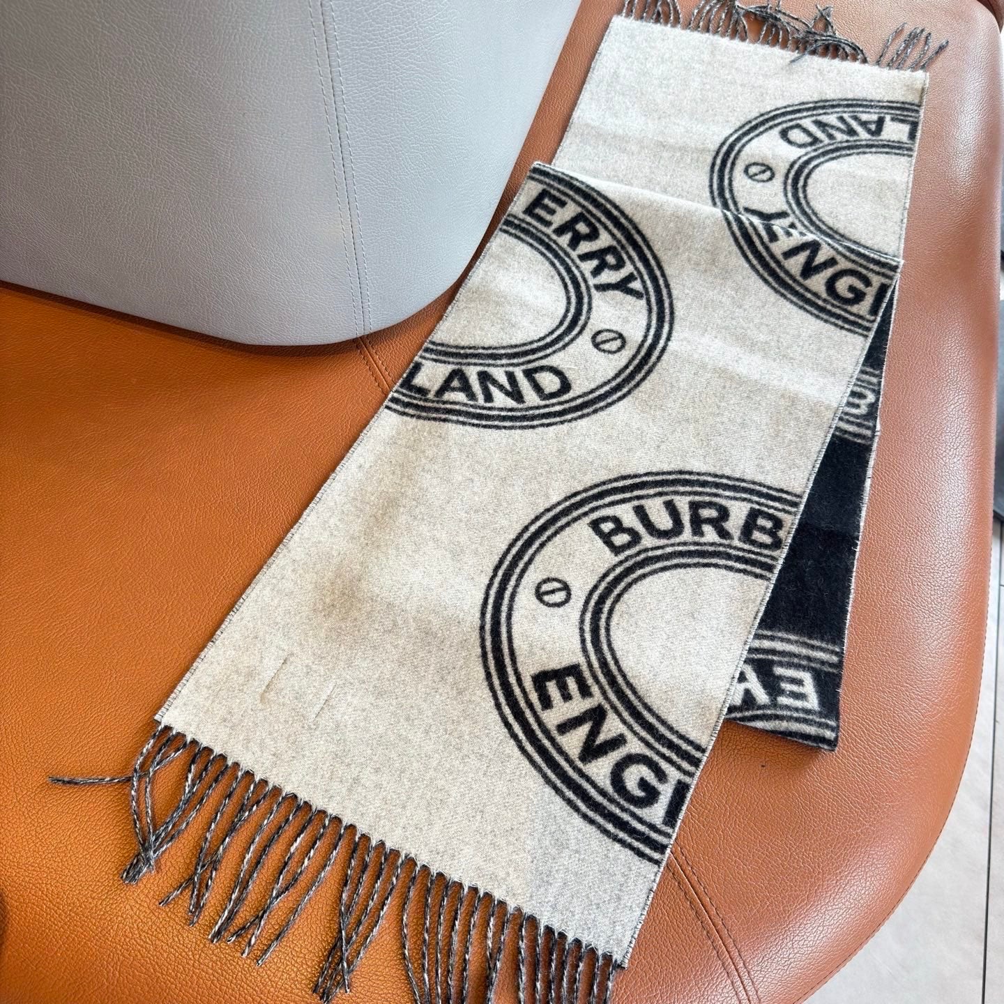 BURBERRY 26S SCARF 168CM IN CASHMERE 171837