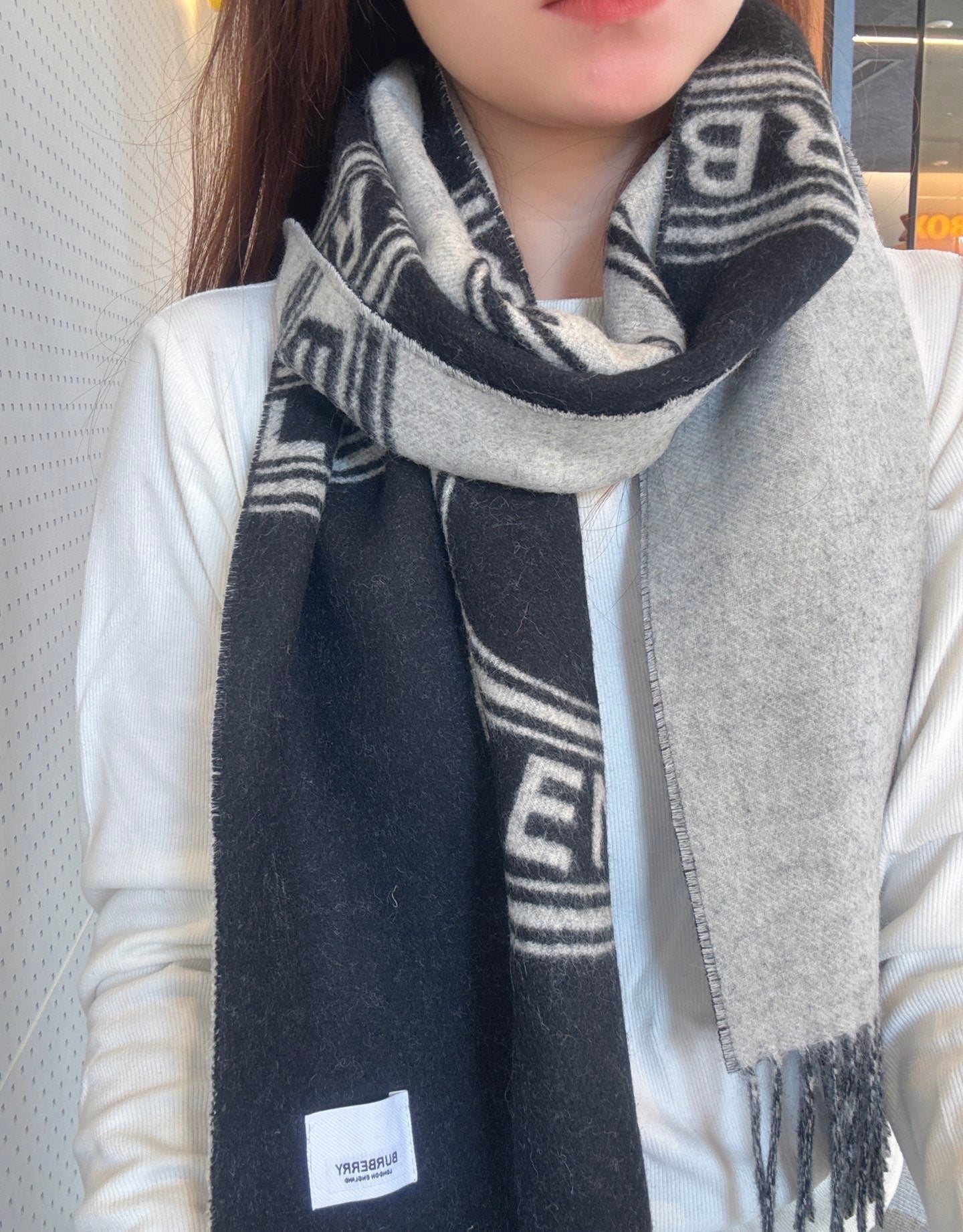 BURBERRY 26S SCARF 168CM IN CASHMERE 171837