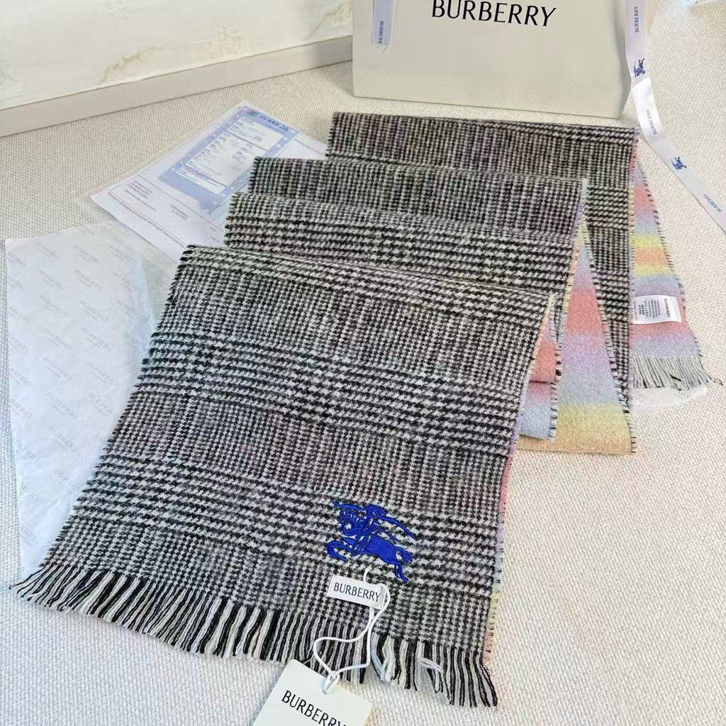 BURBERRY 26S SCARF 190CM IN CASHMERE 179843