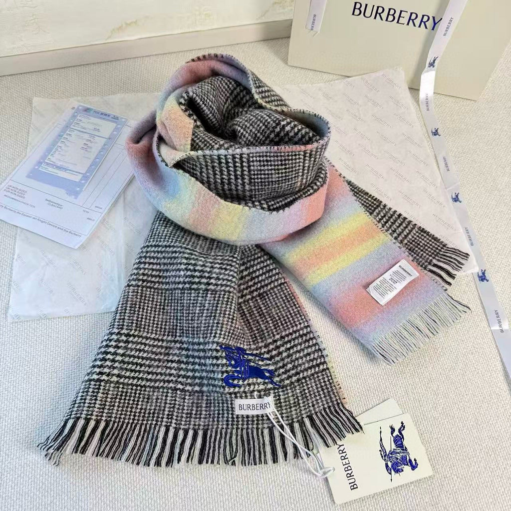 BURBERRY 26S SCARF 190CM IN CASHMERE 179843