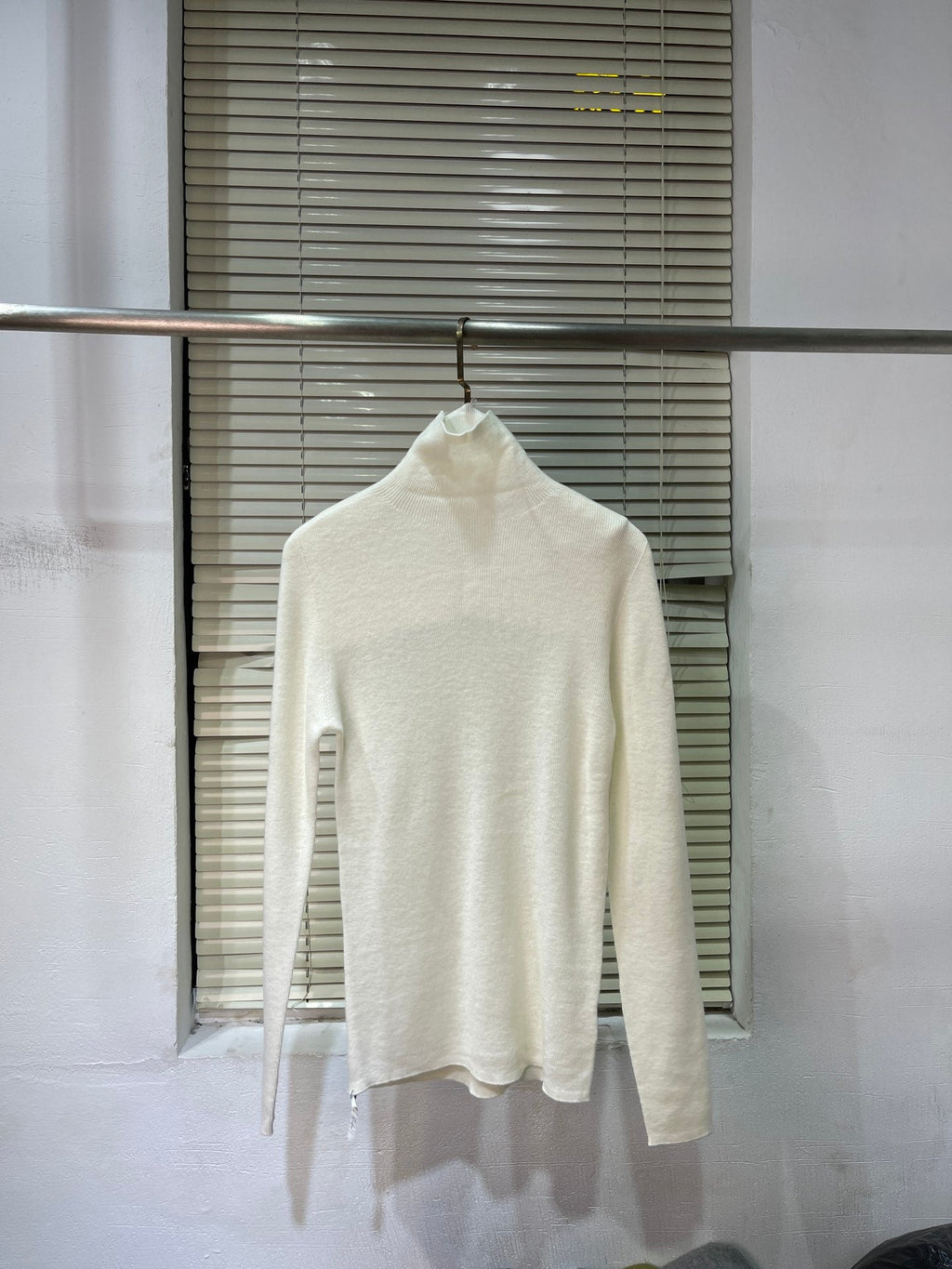 LP HIGH-NECK KNIT SWEATER STYLE 289