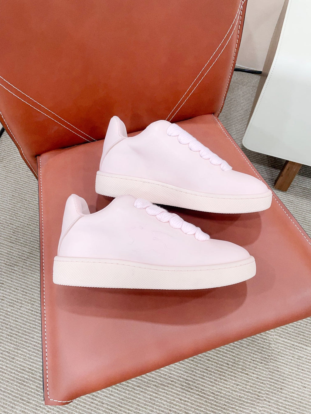 BURBERRY 26S LACE UP SNEAKERS IN LIGHT PINK CALFSKIN