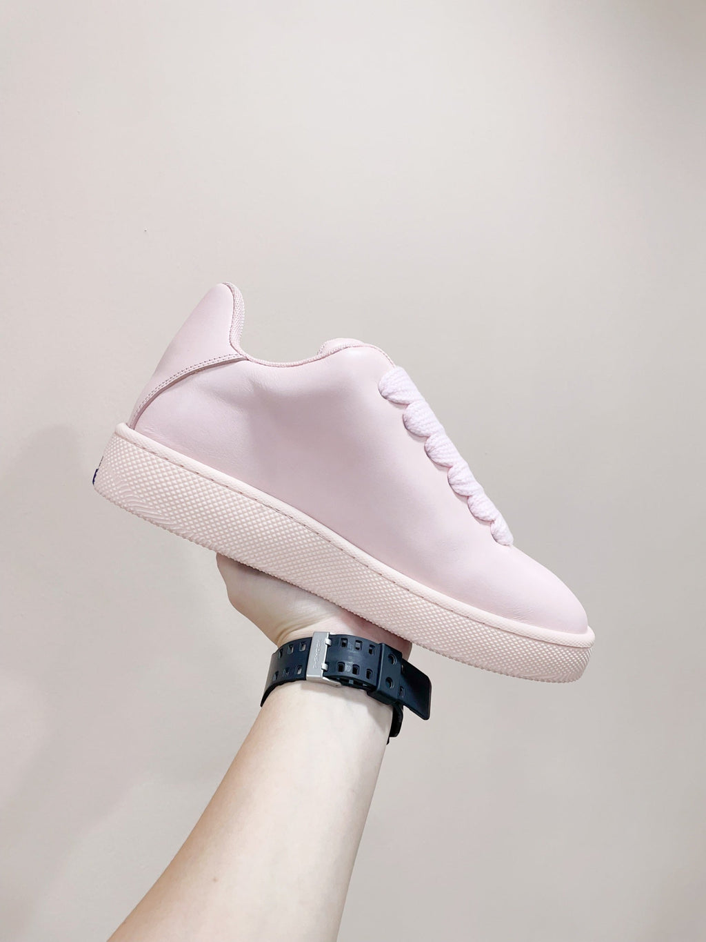 BURBERRY 26S LACE UP SNEAKERS IN LIGHT PINK CALFSKIN