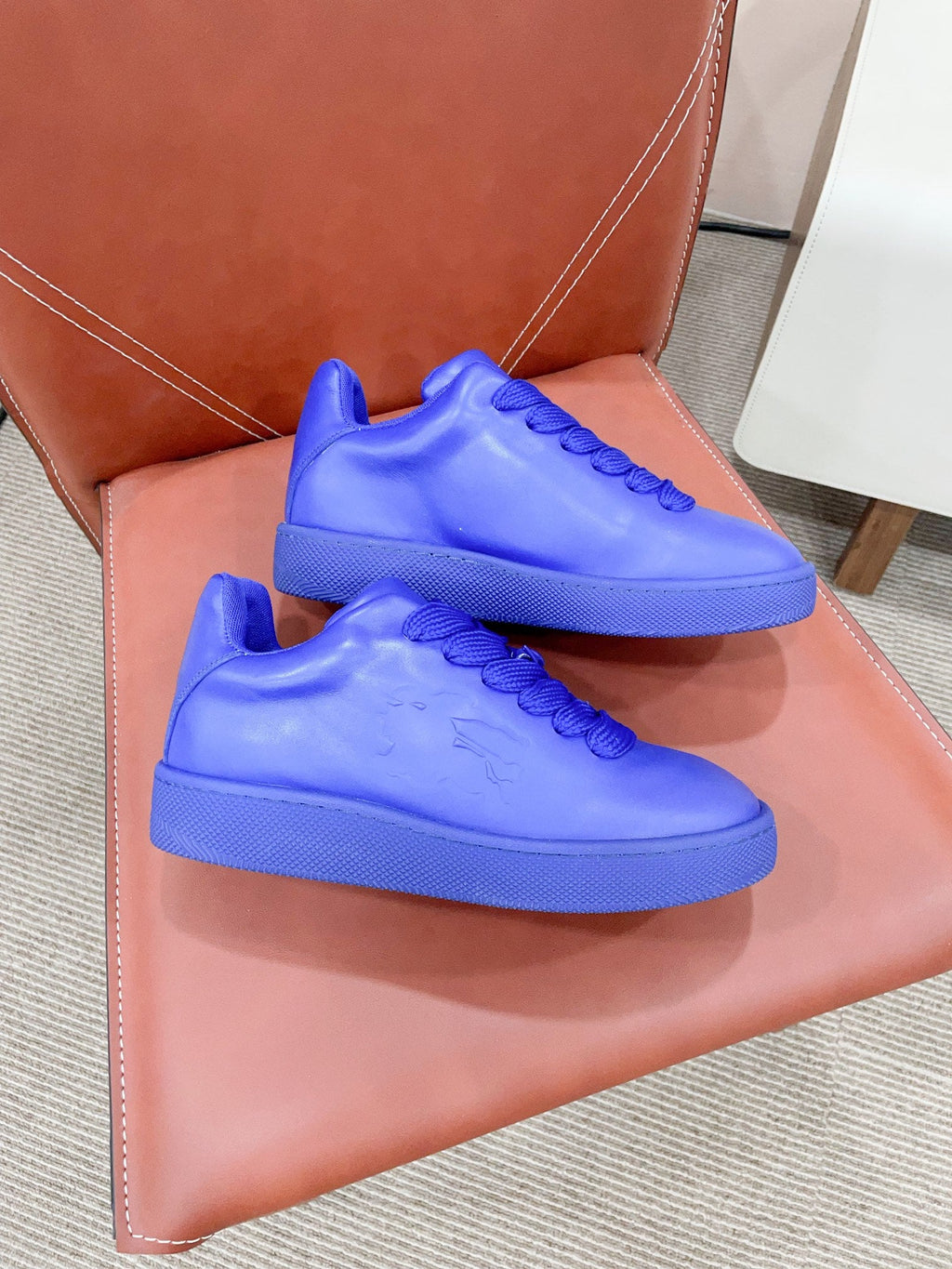 BURBERRY 26S LACE UP SNEAKERS IN BLUE CALFSKIN
