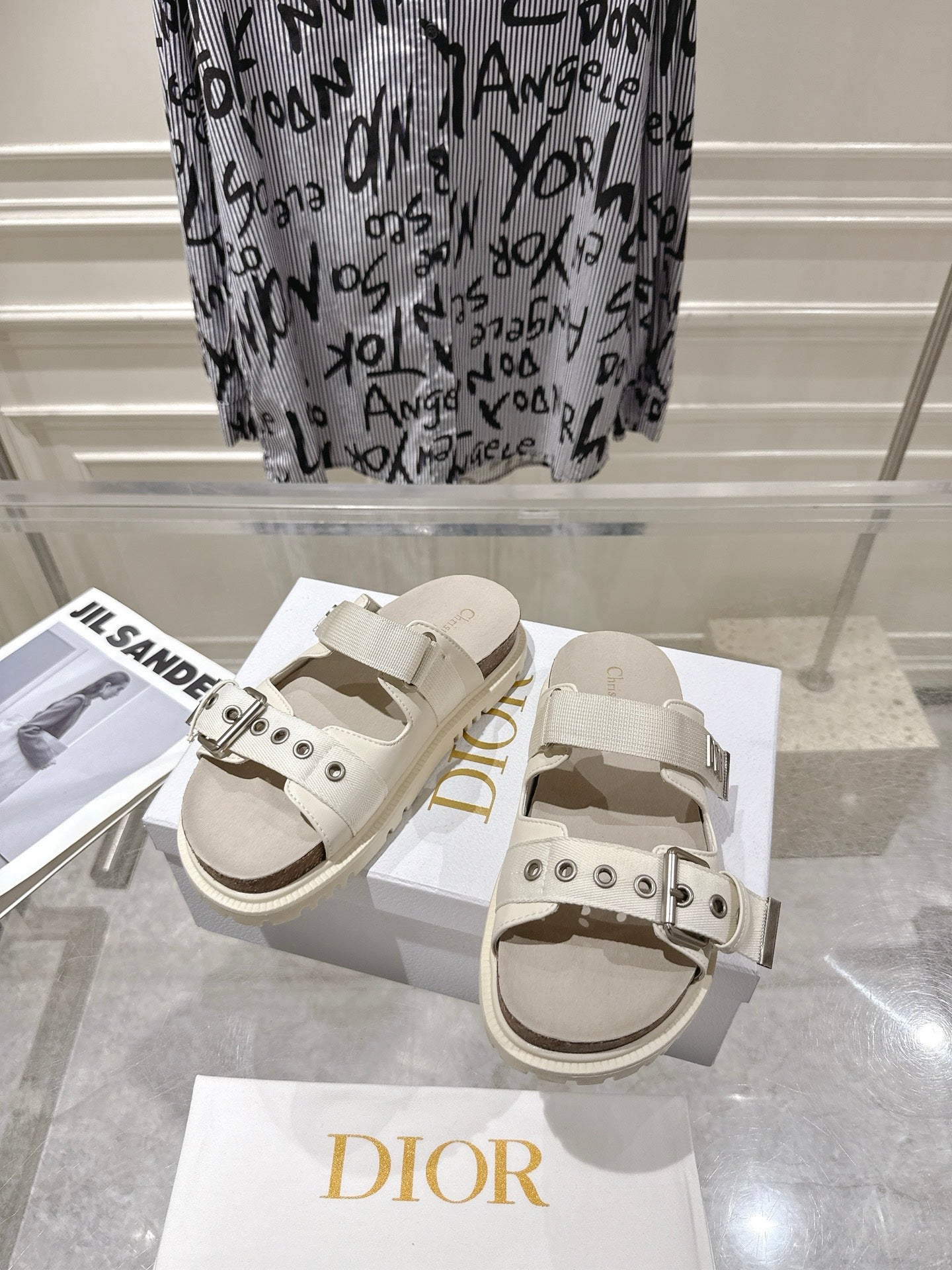 DIOR 26S SLIDES IN OFF WHITE CANVAS