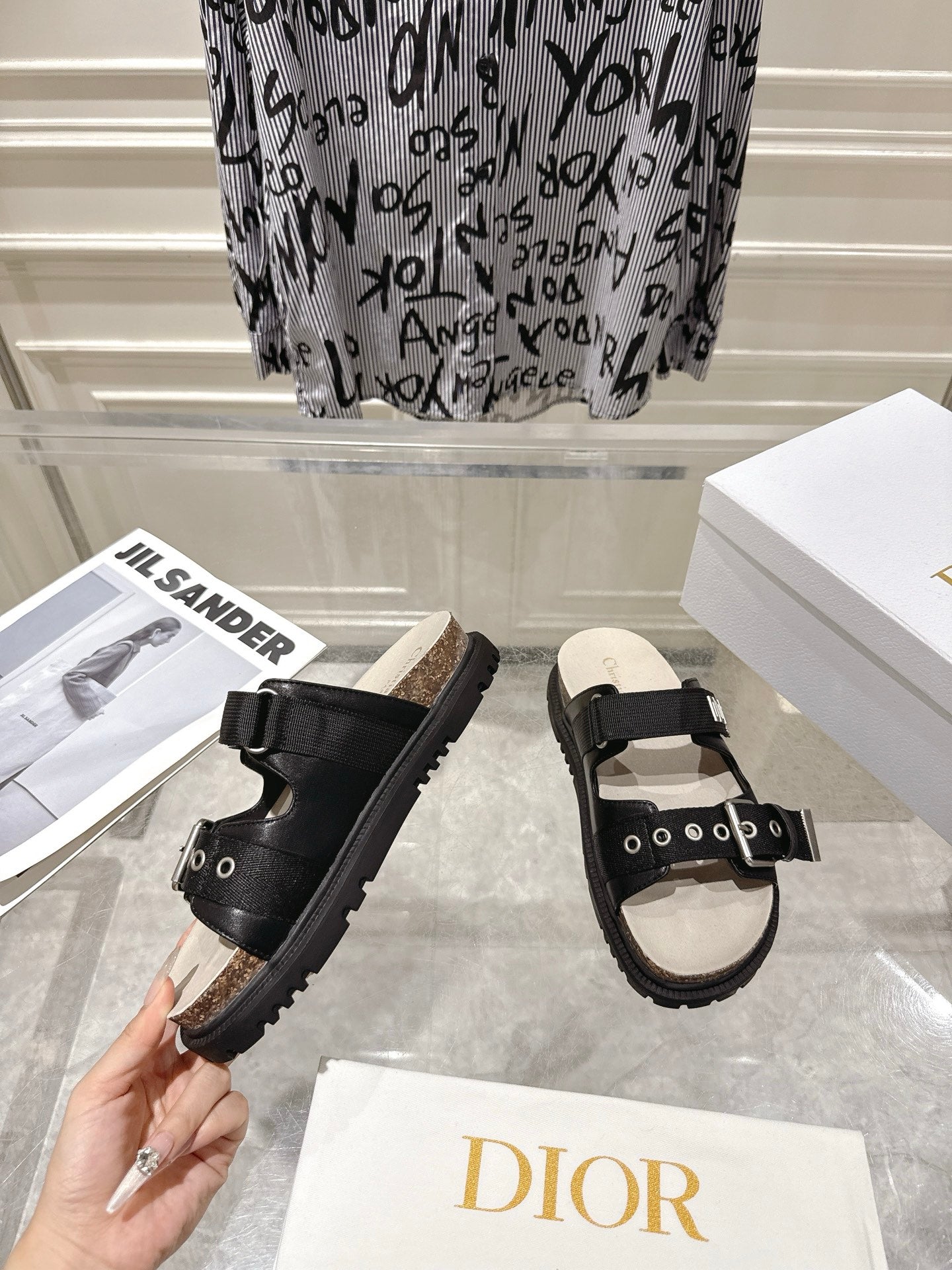 DIOR 26S SLIDES IN BLACK CANVAS