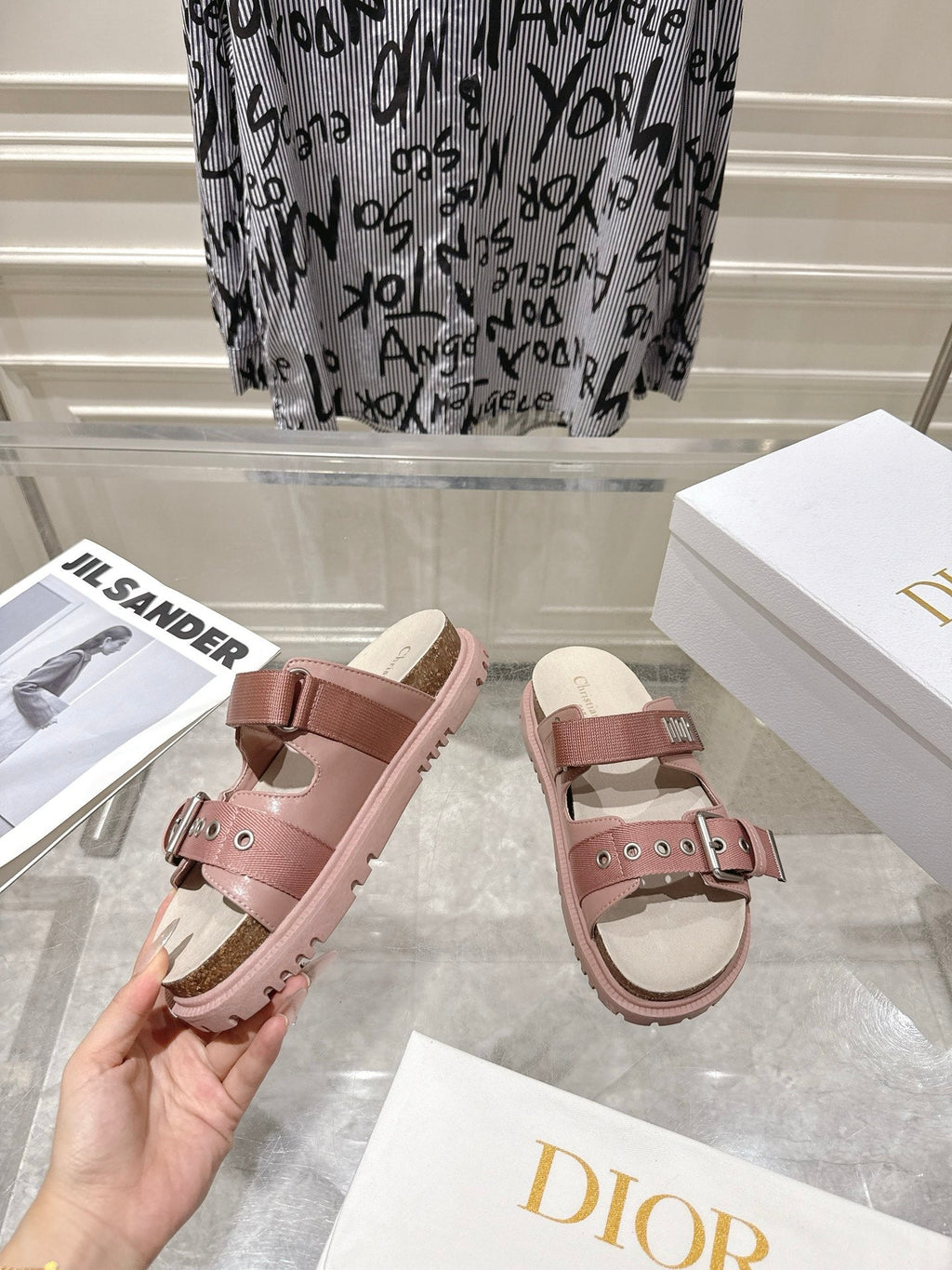 DIOR 26S SLIDES IN NUDE PINK CANVAS