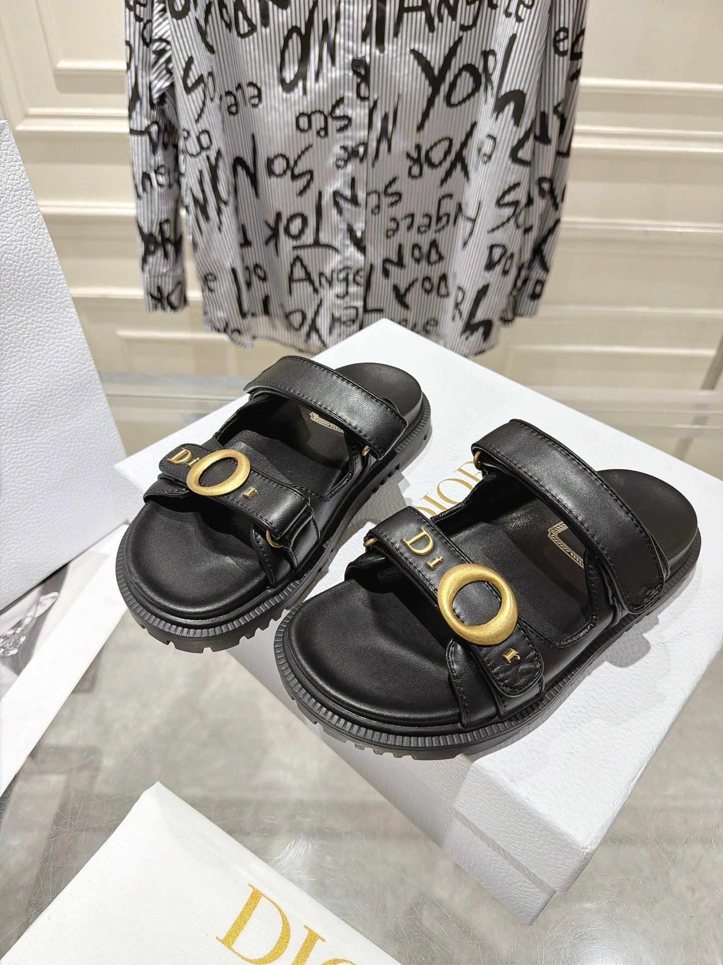 DIOR 26S SANDALS IN BLACK CALFSKIN