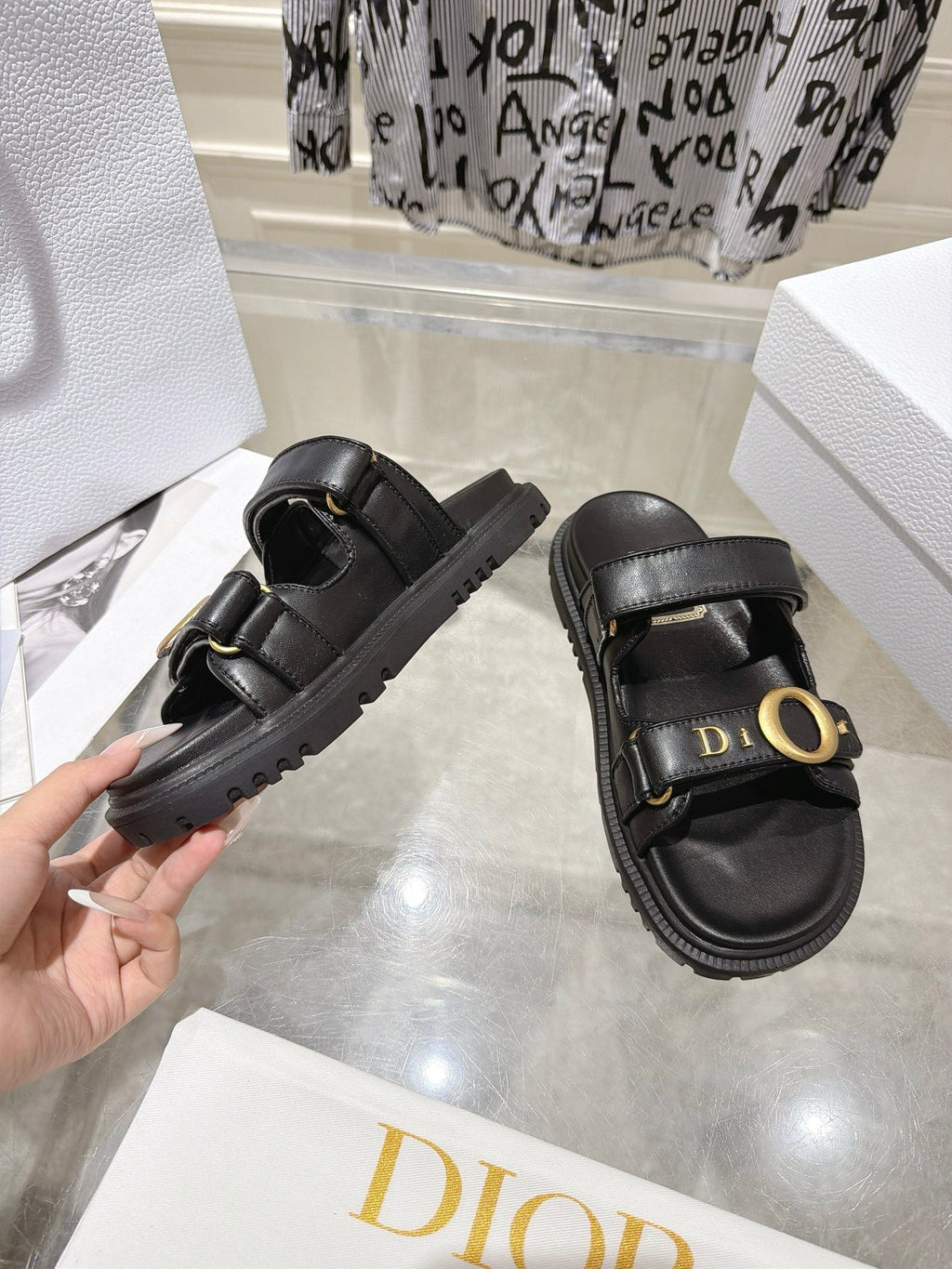DIOR 26S SANDALS IN BLACK CALFSKIN