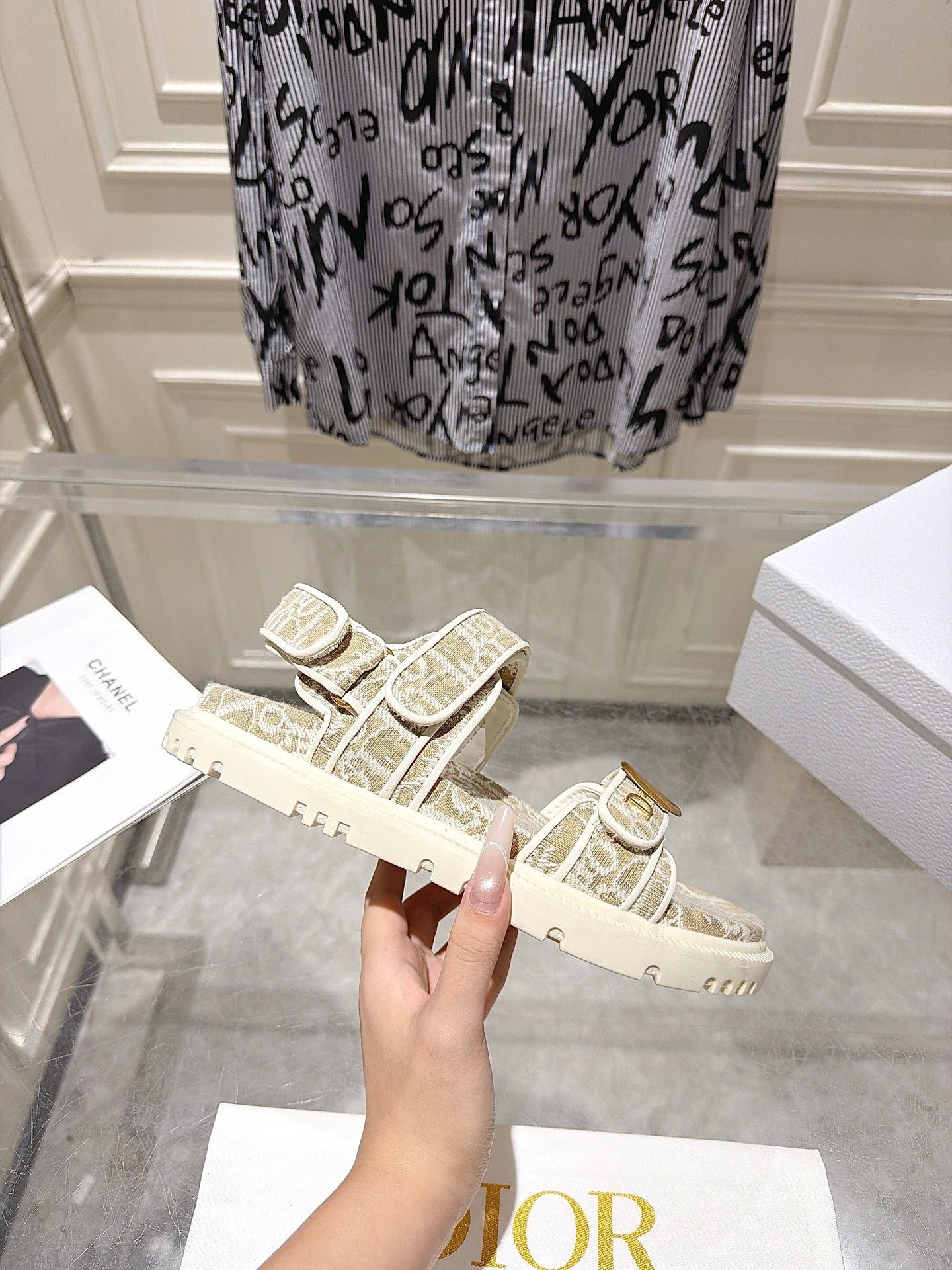 DIOR 26S VELCRO SANDALS IN LIGHT BEIGE OBLIQUE CANVAS
