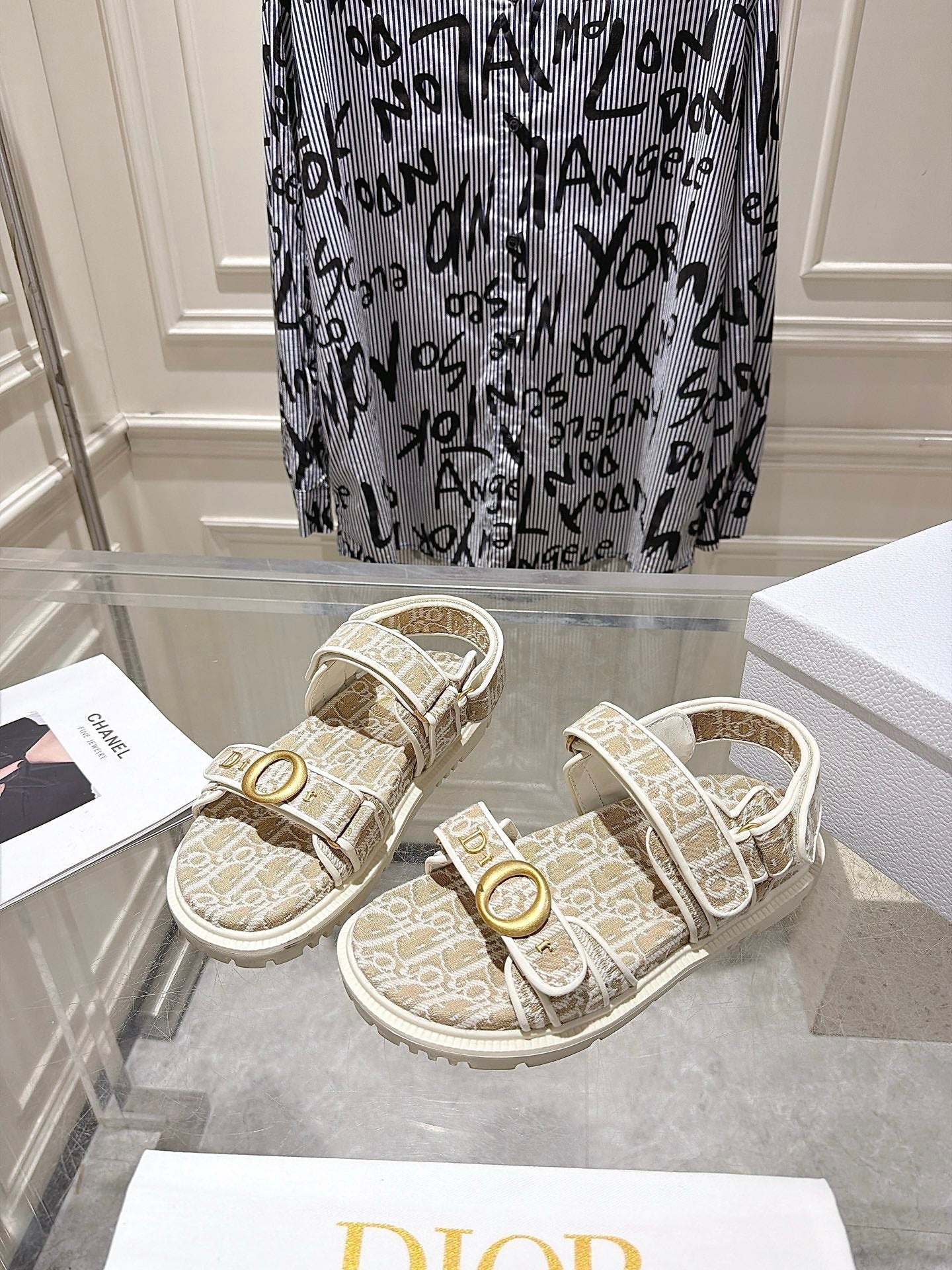 DIOR 26S VELCRO SANDALS IN LIGHT BEIGE OBLIQUE CANVAS
