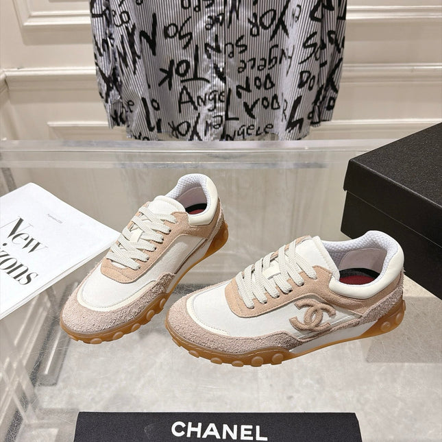 CHANEL 26S LACE UP SNEAKERS IN BEIGE SUEDE  AND WHITE FABRIC ROUND TOE