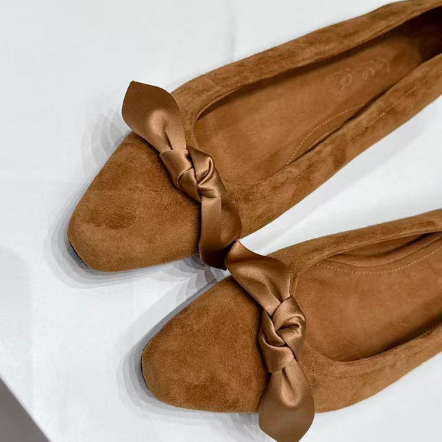 LP 26S BALLERINA FLATS IN BROWN SUEDE & SATIN BOW