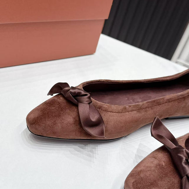 LP 26S BALLERINA FLATS IN DARK BROWN SUEDE & SATIN BOW