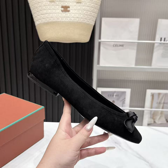 LP 26S BALLERINA FLATS IN BLACK SUEDE & SATIN BOW