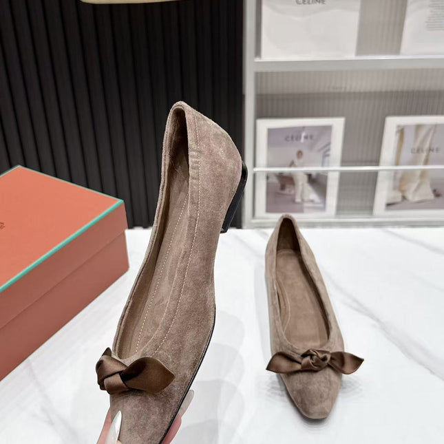 LP 26S BALLERINA FLATS IN GREYISH BROWN SUEDE & SATIN BOW