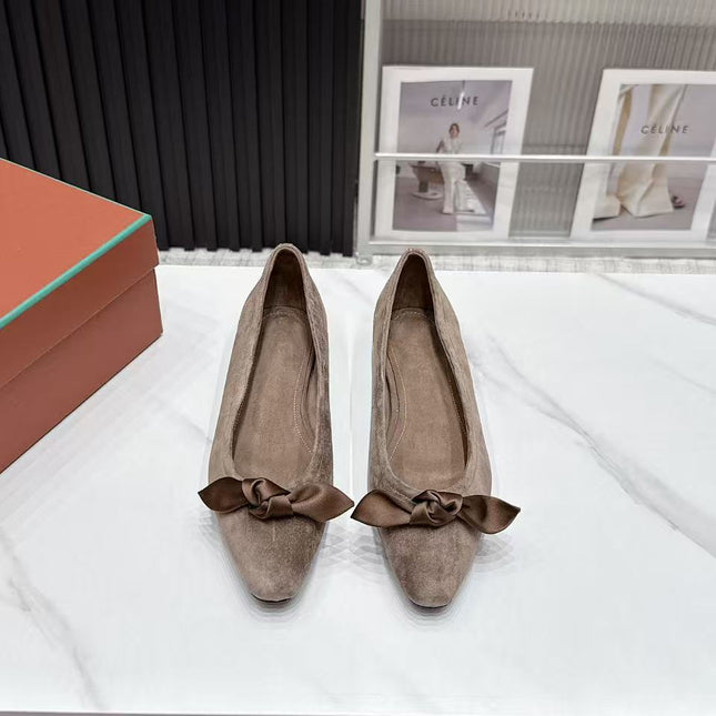LP 26S BALLERINA FLATS IN GREYISH BROWN SUEDE & SATIN BOW