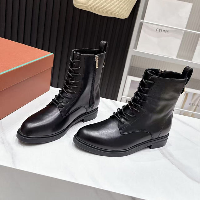 LP 26S LACE-UP ANKLE BOOTS IN BLACK CALFSKIN