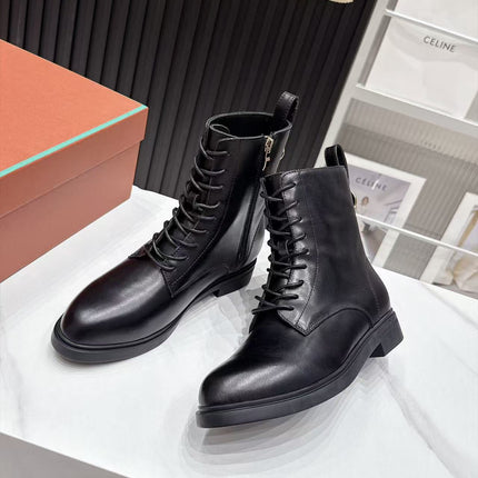 LP 26S LACE-UP ANKLE BOOTS IN BLACK CALFSKIN