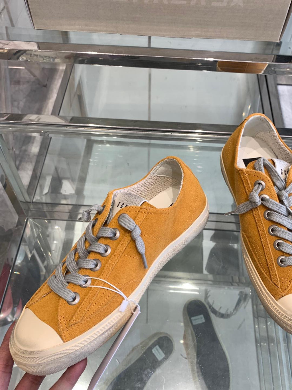 V-STAR LTD SNEAKERS IN MARIGOLD SUEDE WHITE STAR