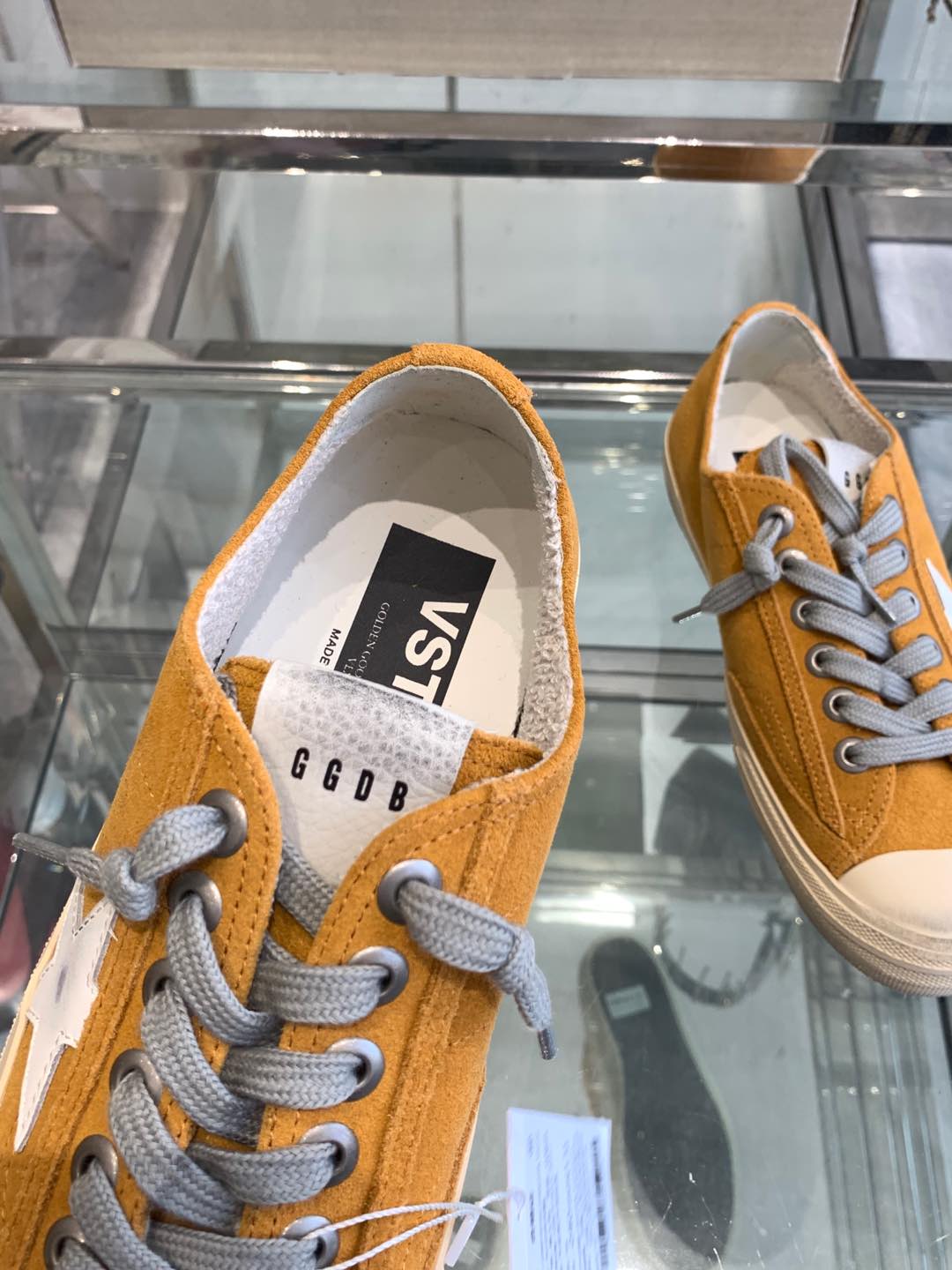 V-STAR LTD SNEAKERS IN MARIGOLD SUEDE WHITE STAR