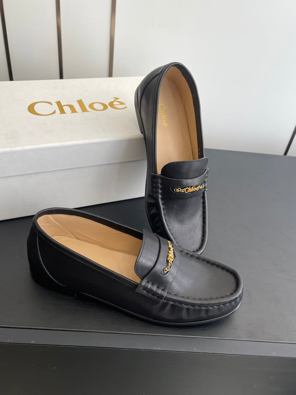 CHLOÉ 26S LOAFERS IN BLACK CALFSKIN