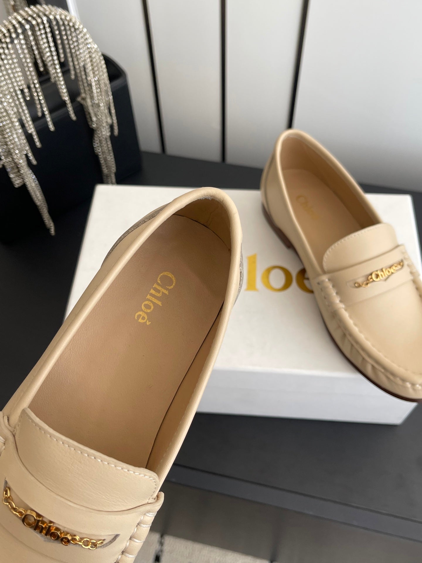 CHLOÉ 26S LOAFERS IN BEIGE CALFSKIN