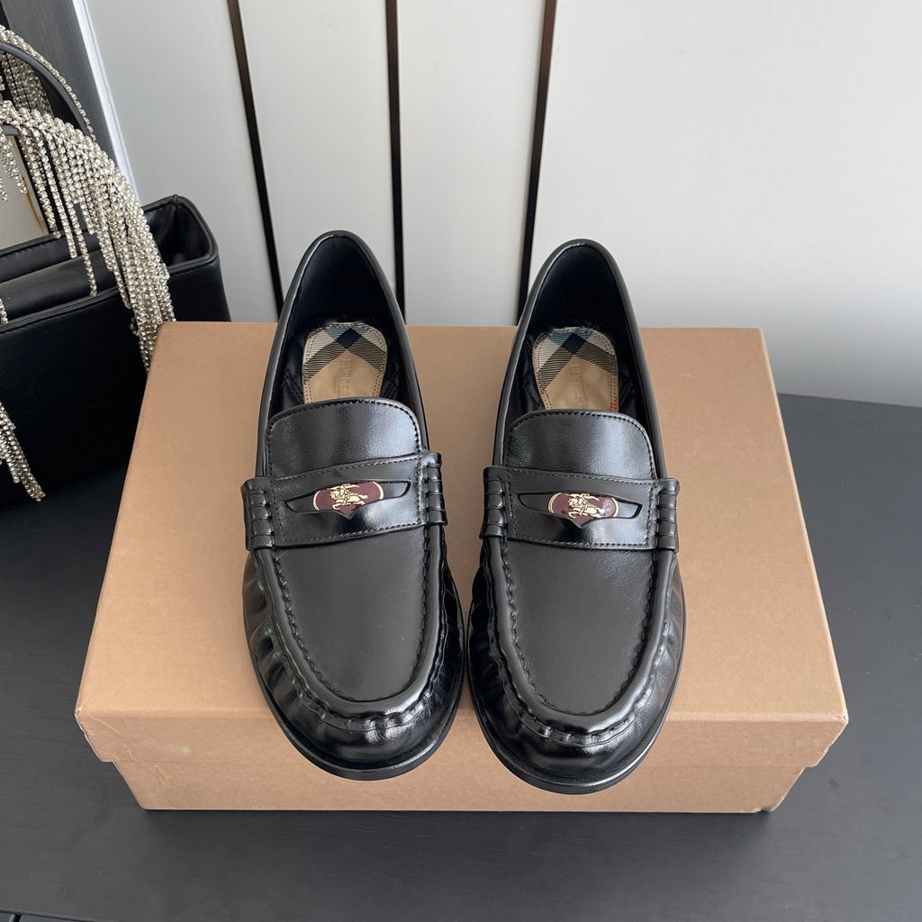 BURBERRY 26S LOAFERS IN BLACK CALFSKIN