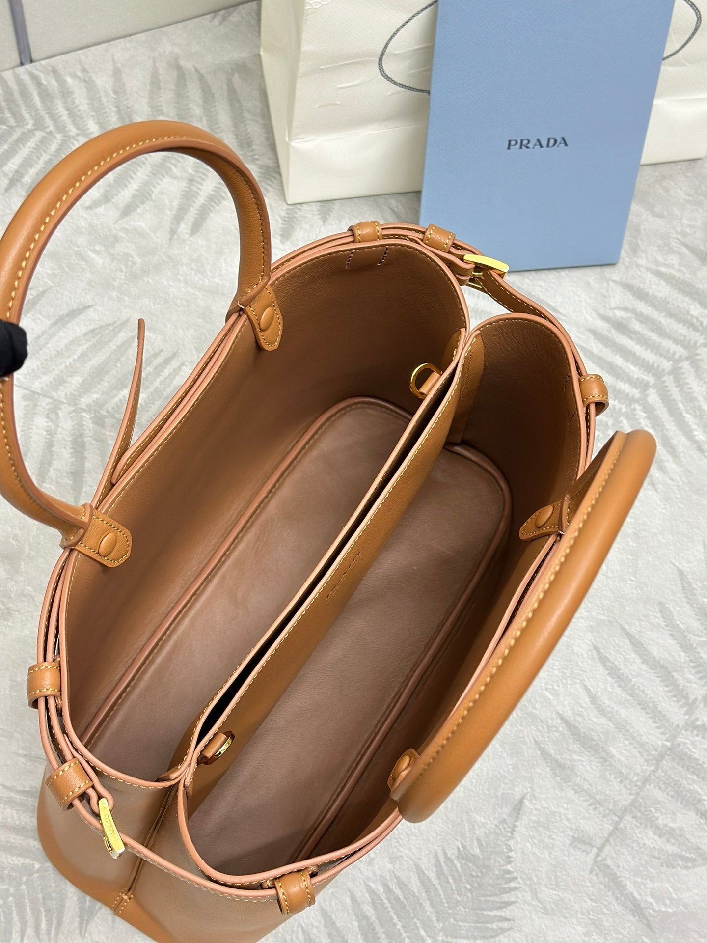 PRADA 25S BUCKLE MEDIUM HANDBAG 35 IN DARK CARAMEL CALFSKIN GOLD HARDWARE