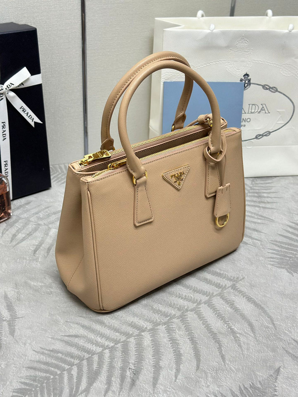 PRADA 26S HANDBAG 28 IN BEIGE SAFFIANO
