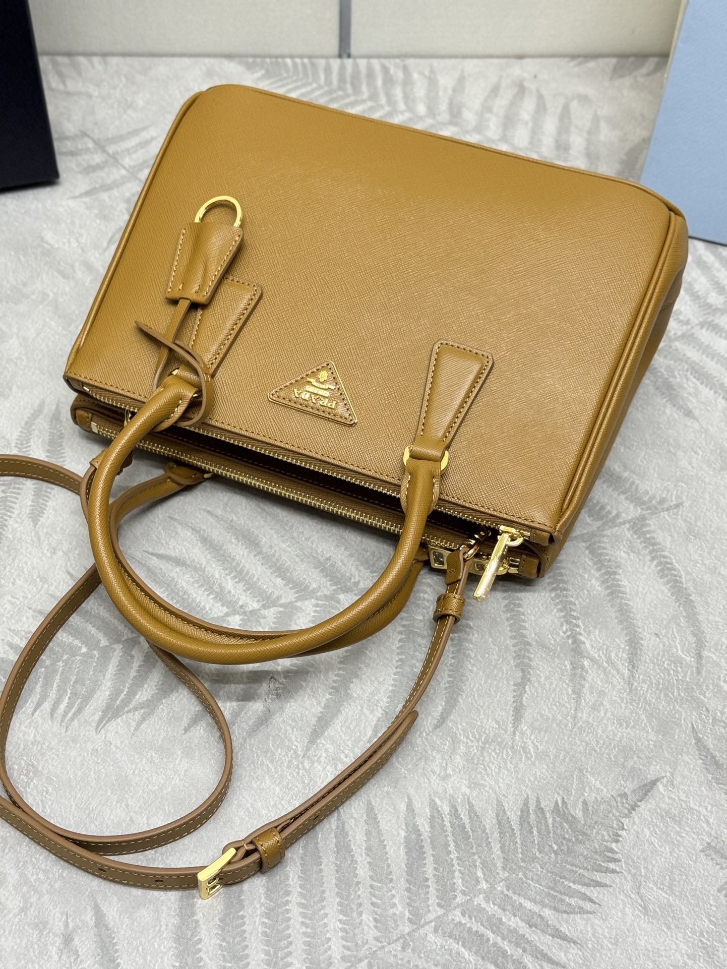 PRADA 26S HANDBAG 28 IN BROWN SAFFIANO