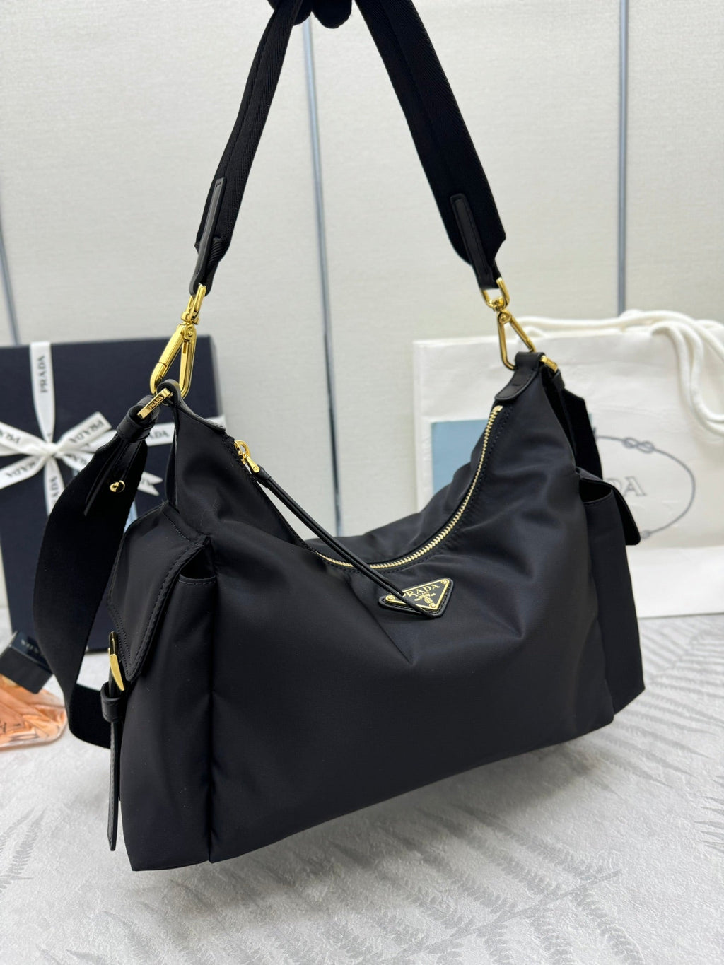 PRADA 25S EXPLORE LARGE RE-NYLON SHOULDER BAG 32 IN BLACK WITH FLAP