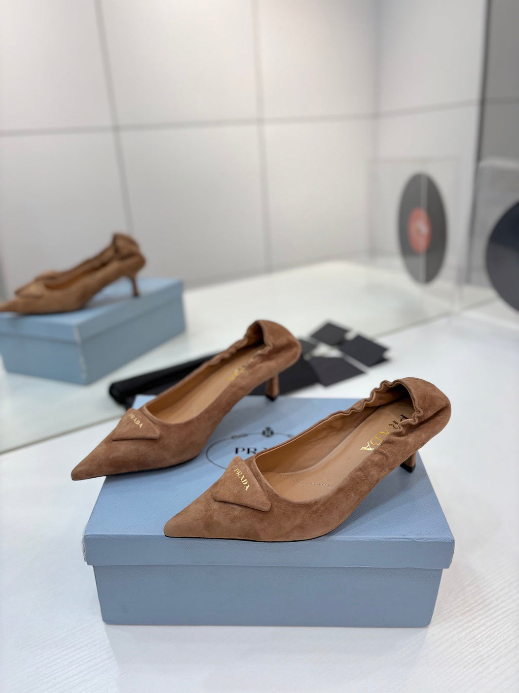 PRADA 26S PUMPS 55MM IN CARAMEL BROWN SUEDE WITH LOGO