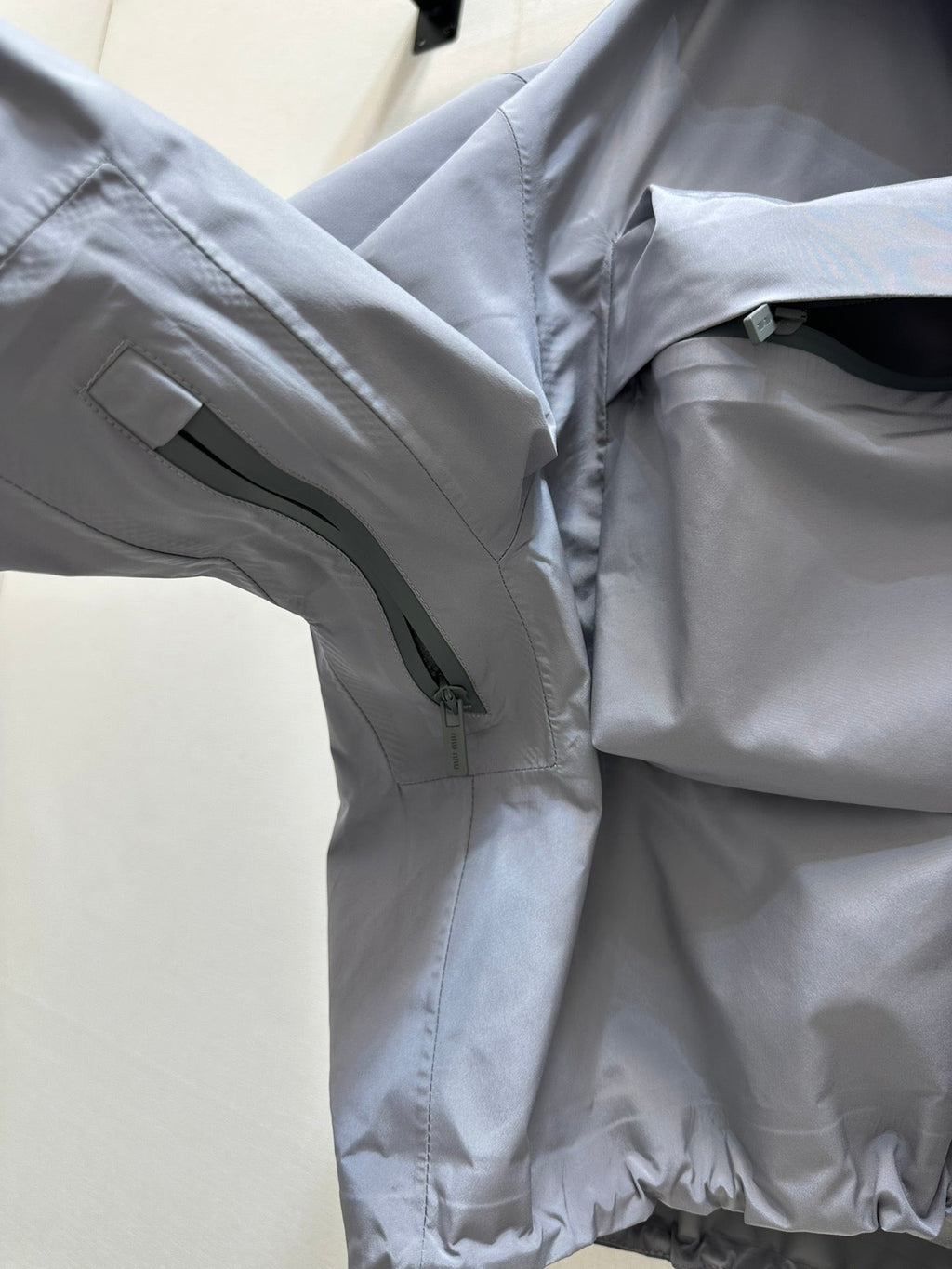 MIUMIU HOODED JACKET STYLE 39