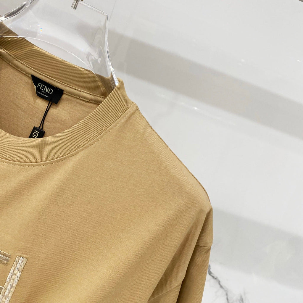 FENDI 26S SHORT SLEEVE T-SHIRT 145