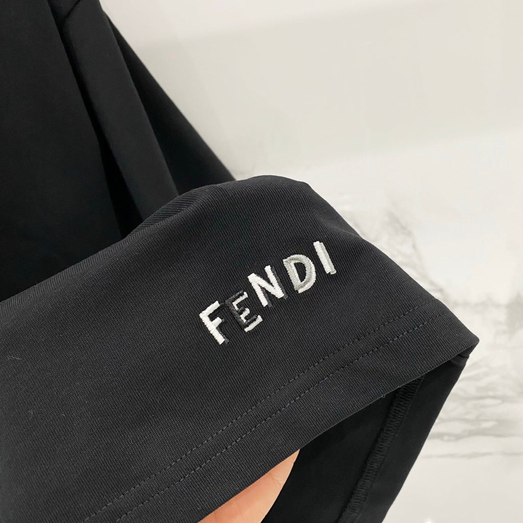 FENDI 26S SHORT SLEEVE T-SHIRT 196