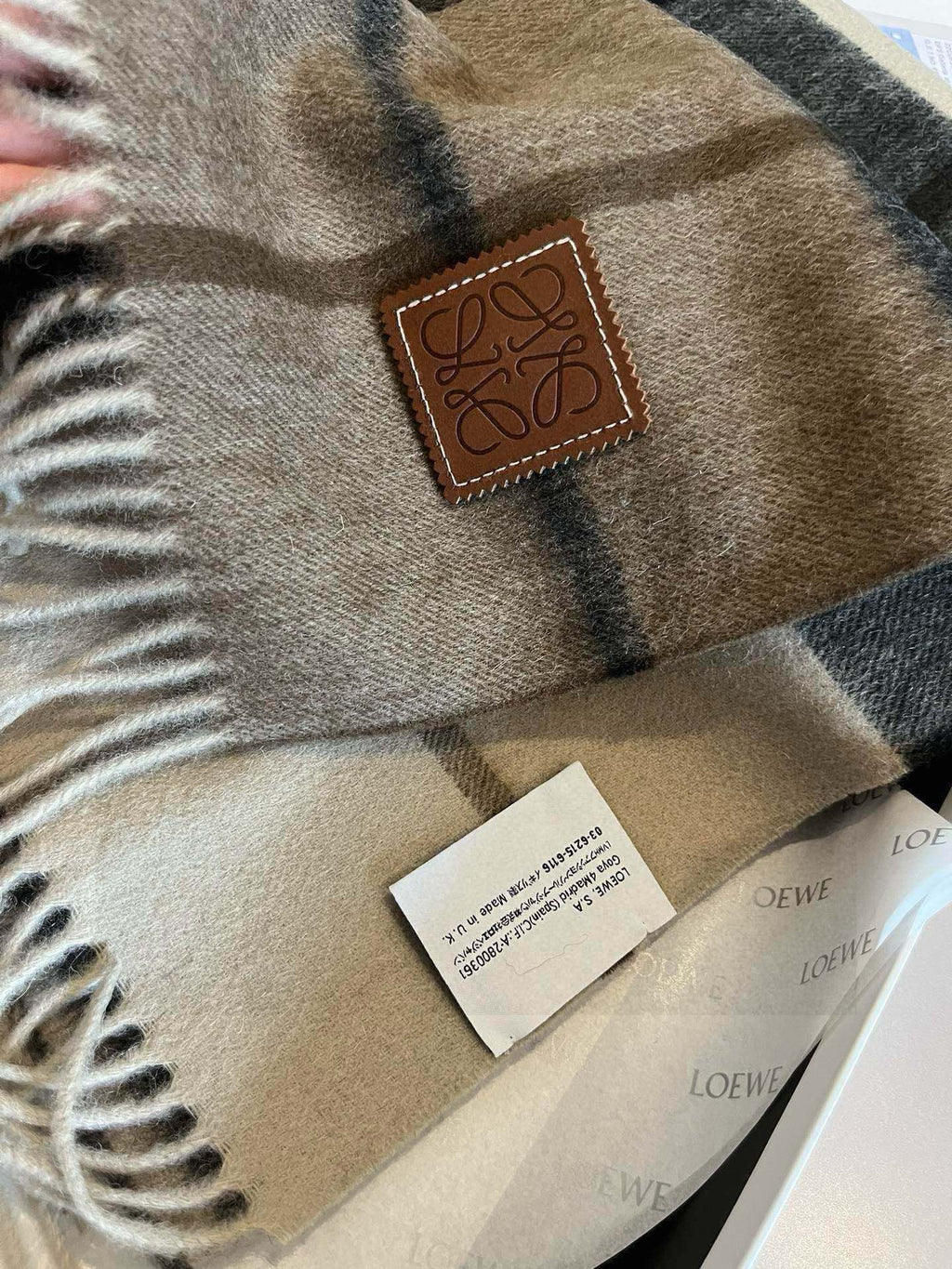LOEWE 26S SCARF 180 IN CASHMERE 481050