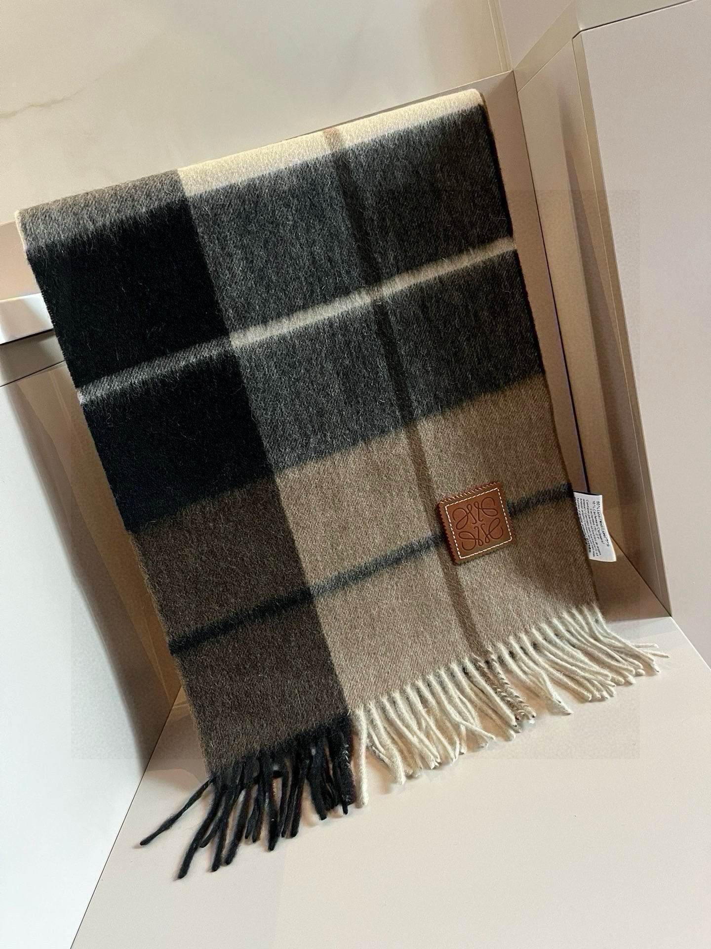 LOEWE 26S SCARF 180 IN CASHMERE 481050