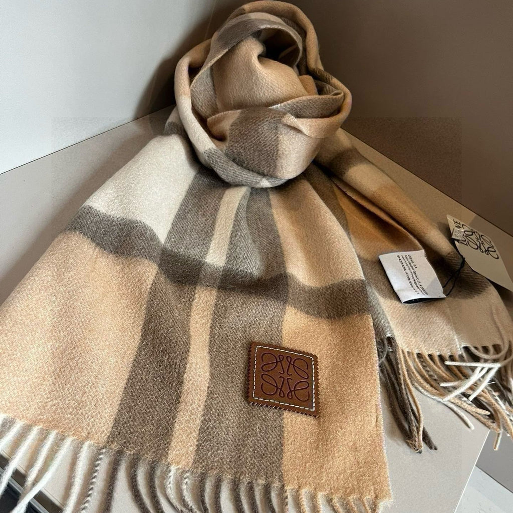 LOEWE 26S SCARF 180 IN CASHMERE 481051