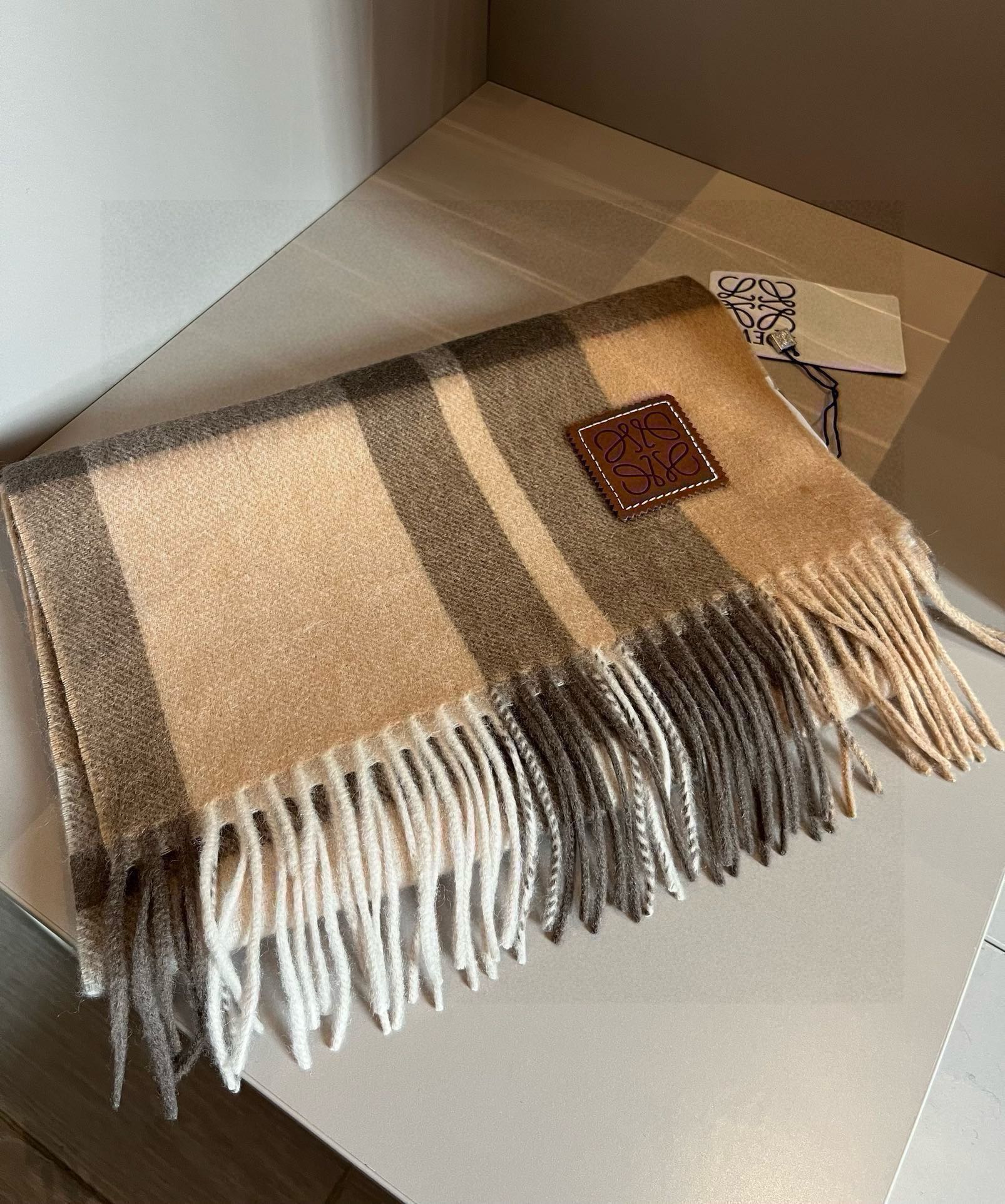 LOEWE 26S SCARF 180 IN CASHMERE 481051