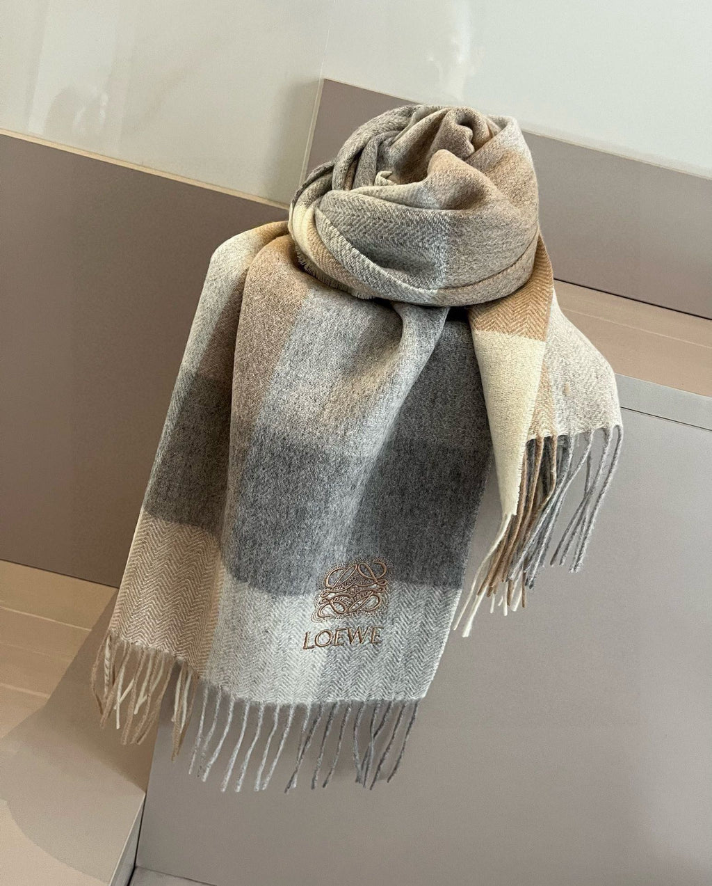LOEWE 26S SCARF 180 IN CASHMERE 481060