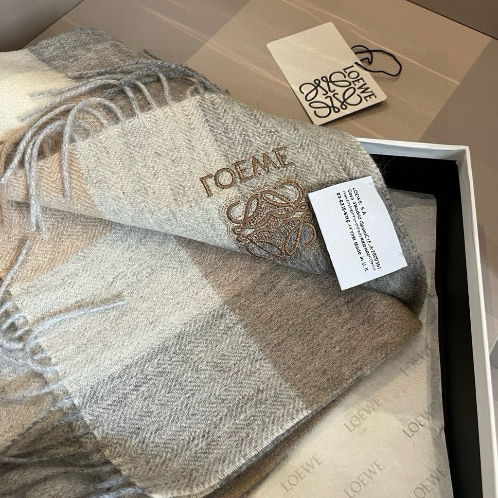 LOEWE 26S SCARF 180 IN CASHMERE 481060